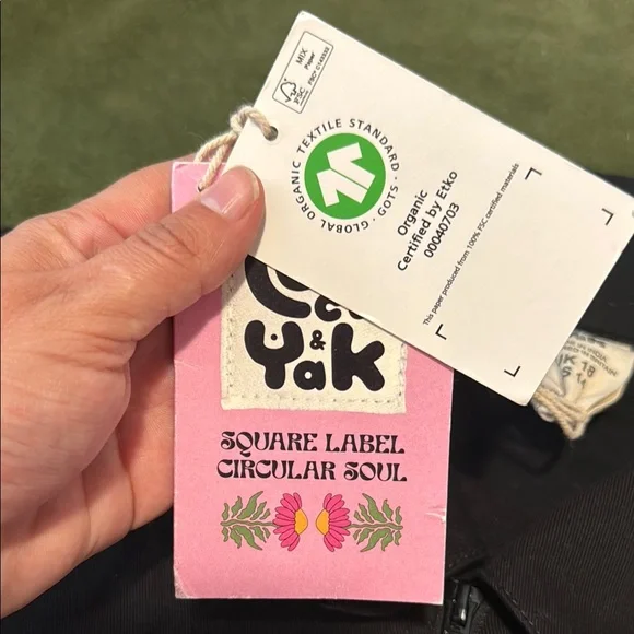 Black Short Sleeve Jumpsuit - Picture 3 of 4